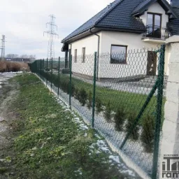 Ogrodzenie z Siatki Ocynk Pcv+ Podmurówka 150 Cm