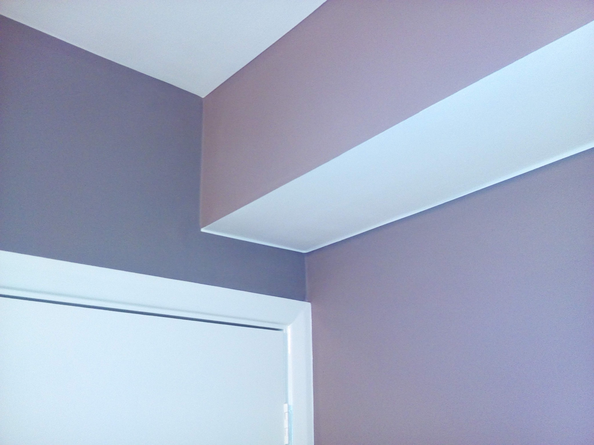 Profesjonalne malowanie wnętrz z 10 letnim doświadczeniem zdobytym w Londynie i dekorowaniu mieszkań na wysoki standard