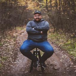 Mikołaj Mielczarek Fotografia - Projektowanie logo Wieluń