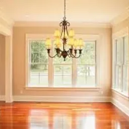 instalacja żyrandola