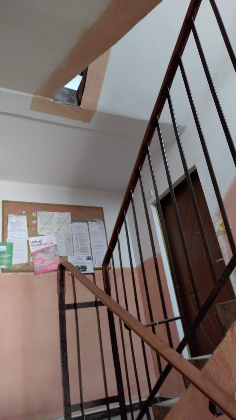 Przed I po wykonaniu klatki schodowej