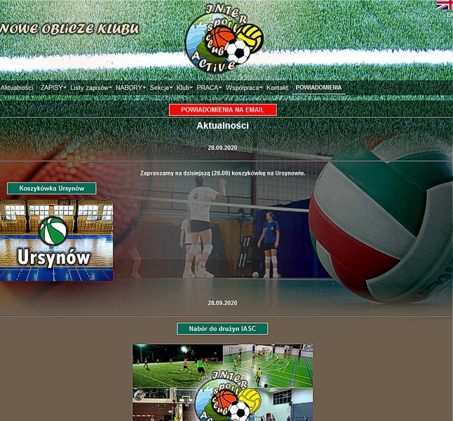 Strona internetowa klubu sportowego z aktualnościami o koszykówce i naborze do drużyn, z widocznym logo i menu nawigacyjnym.