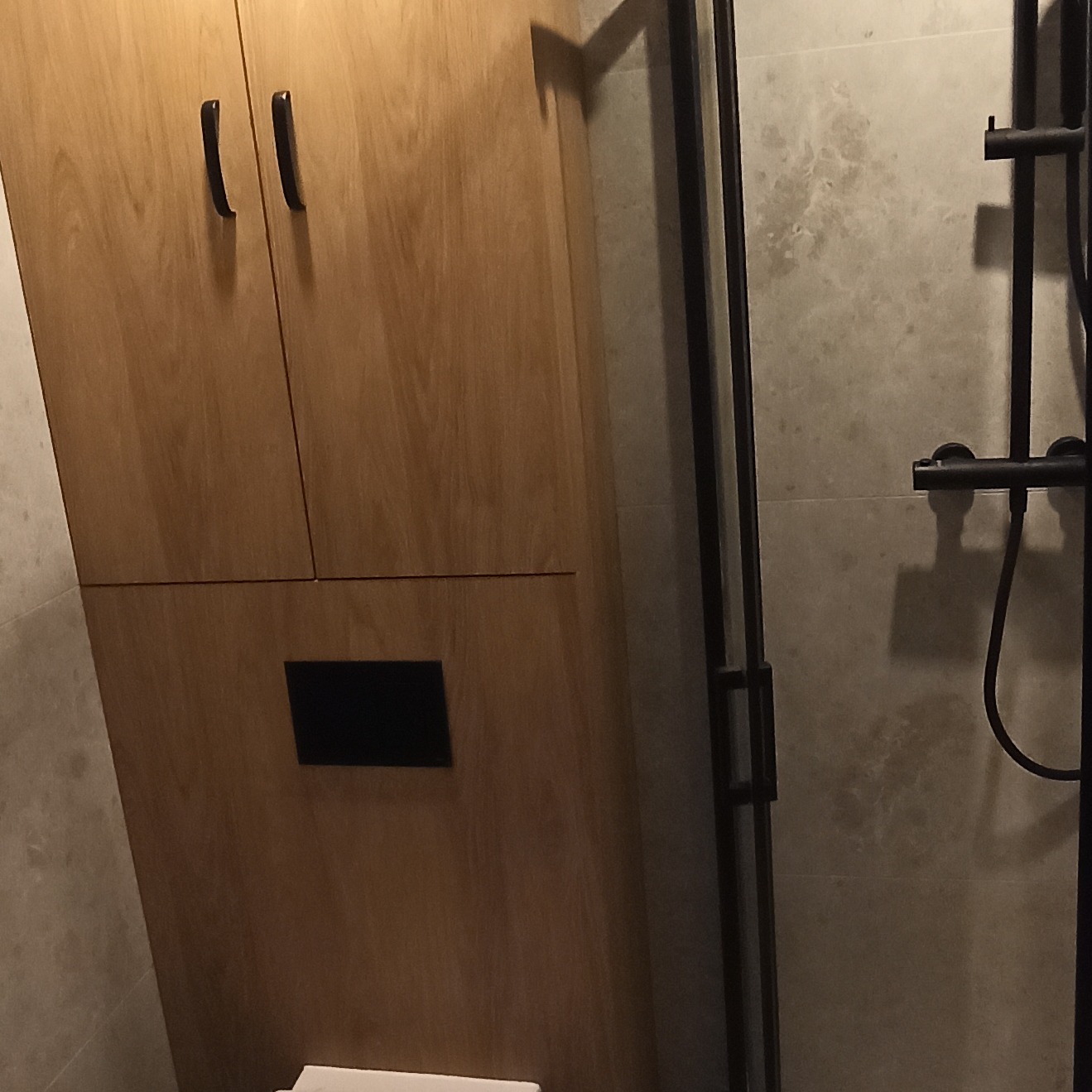 Zabudowa meblowa w lazience