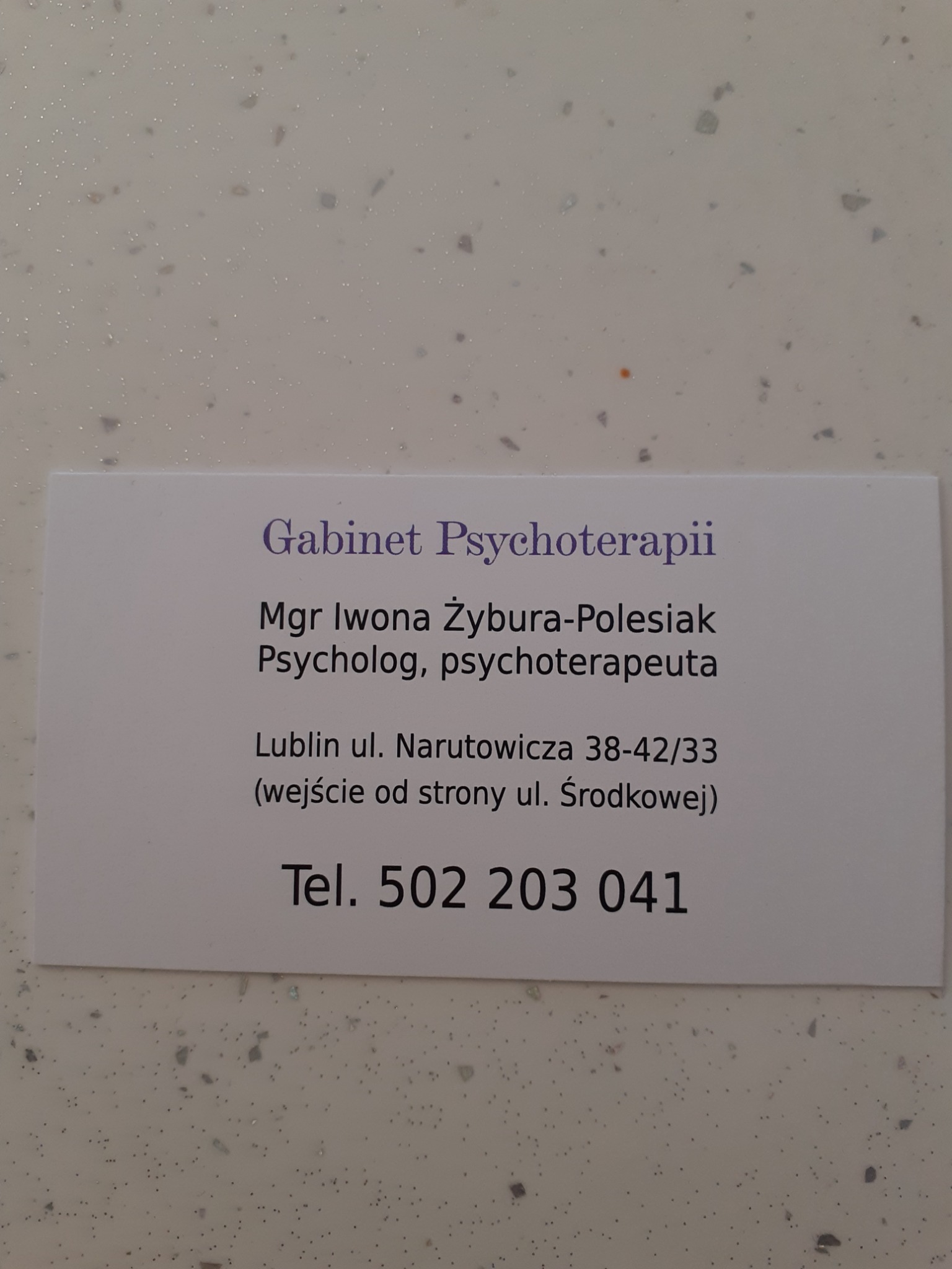 Wizytówka gabinetu psychoterapii z danymi kontaktowymi: Mgr Iwona Żybura-Polesiak, psycholog, psychoterapeuta, adres w Lublinie i numer telefonu.