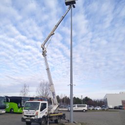 Podnośnik koszowy Komorów 1