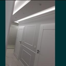 Damian Gola - Remont korytarzach