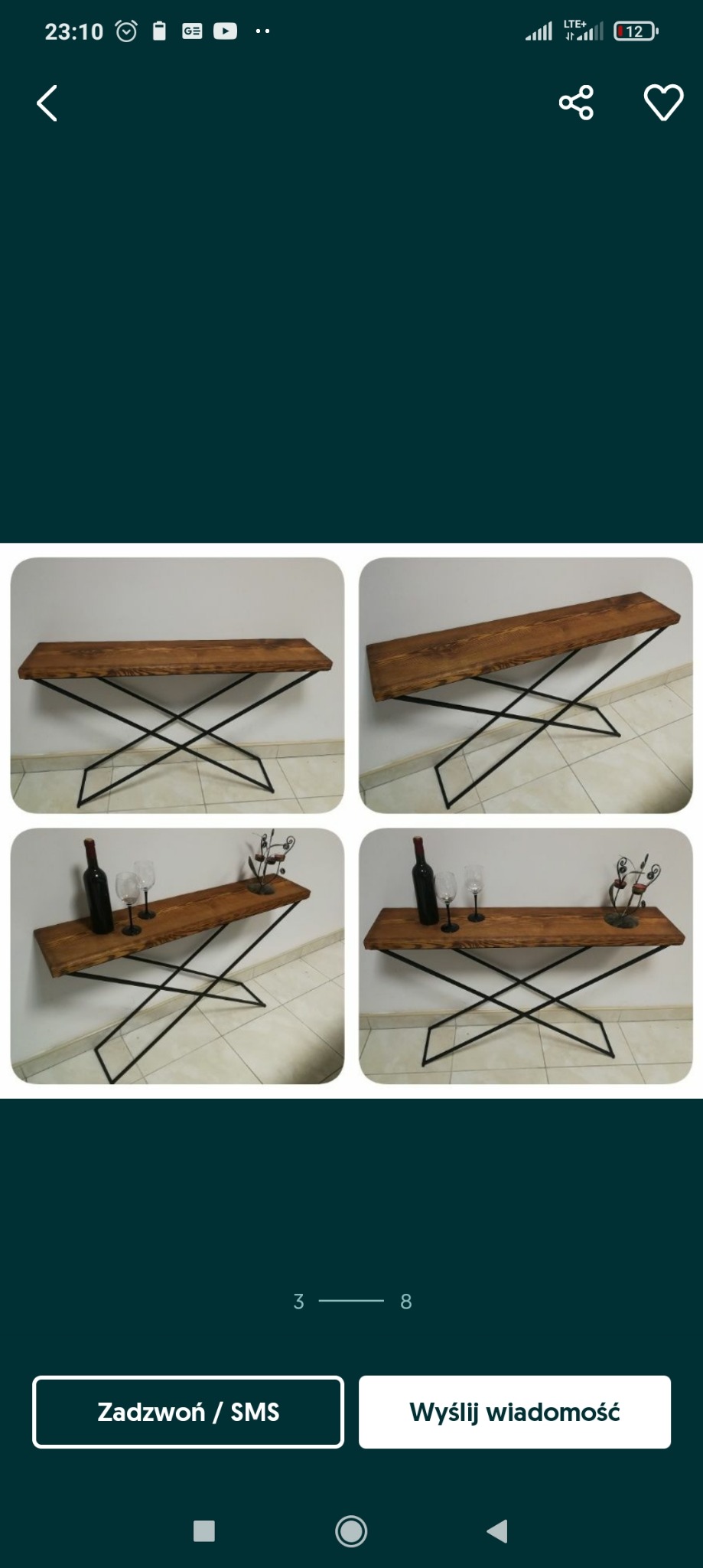 Cztery ujęcia drewnianego stolika barowego z metalowymi nogami w kształcie litery X, na blacie butelka wina, dwa kieliszki i metalowy stojak na świeczki.