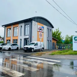 Siedziba oraz biuro firmy znajdujące się przy ul. Starołęckiej 149.