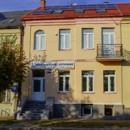 Widok z ulicy J. H. Dąbrowskiego