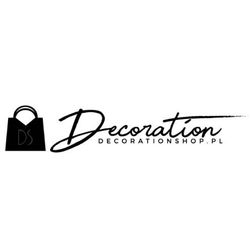 Logo firmy DecorationShop.pl z symbolem torby na zakupy z inicjałami DS po lewej stronie i napisem DecorationShop.pl w ozdobnej czcionce po prawej stronie.