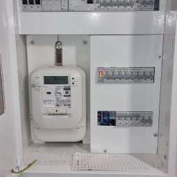 Dawid Myśliński ELTECH - Podłączanie płyt indukcyjnych Wrocław