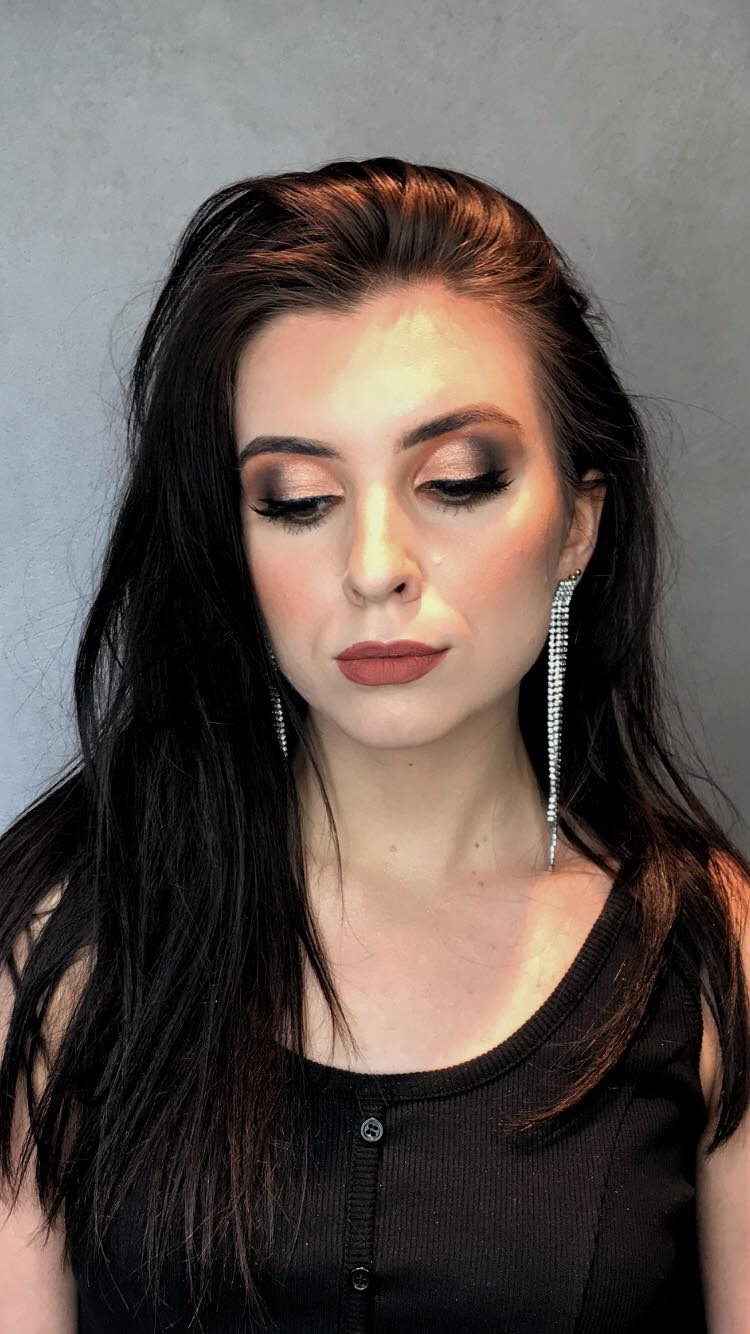 Makijaż wieczorowy.