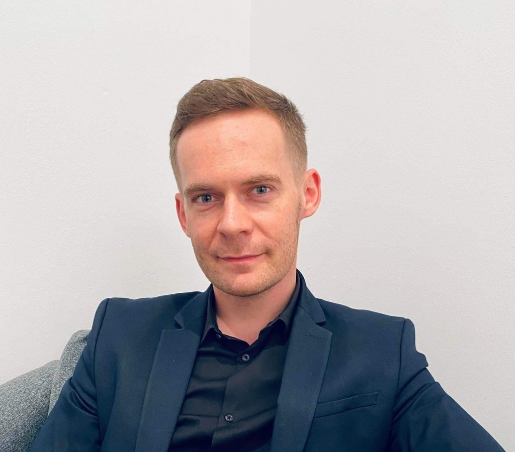 Psychoterapeuta Marcin Orłowski