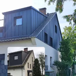 Dom z nowym, ciemnoszarym dachem z blachy na dobudówce i klasyczną dachówką na pozostałej części, z widocznym fragmentem elewacji po remoncie i zdjęciem 'przed' w rogu.