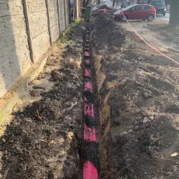 Dzięki naszym uprawnieniom i doświadczeniu wykonujemy prace również na średnim i wysokim napięciu