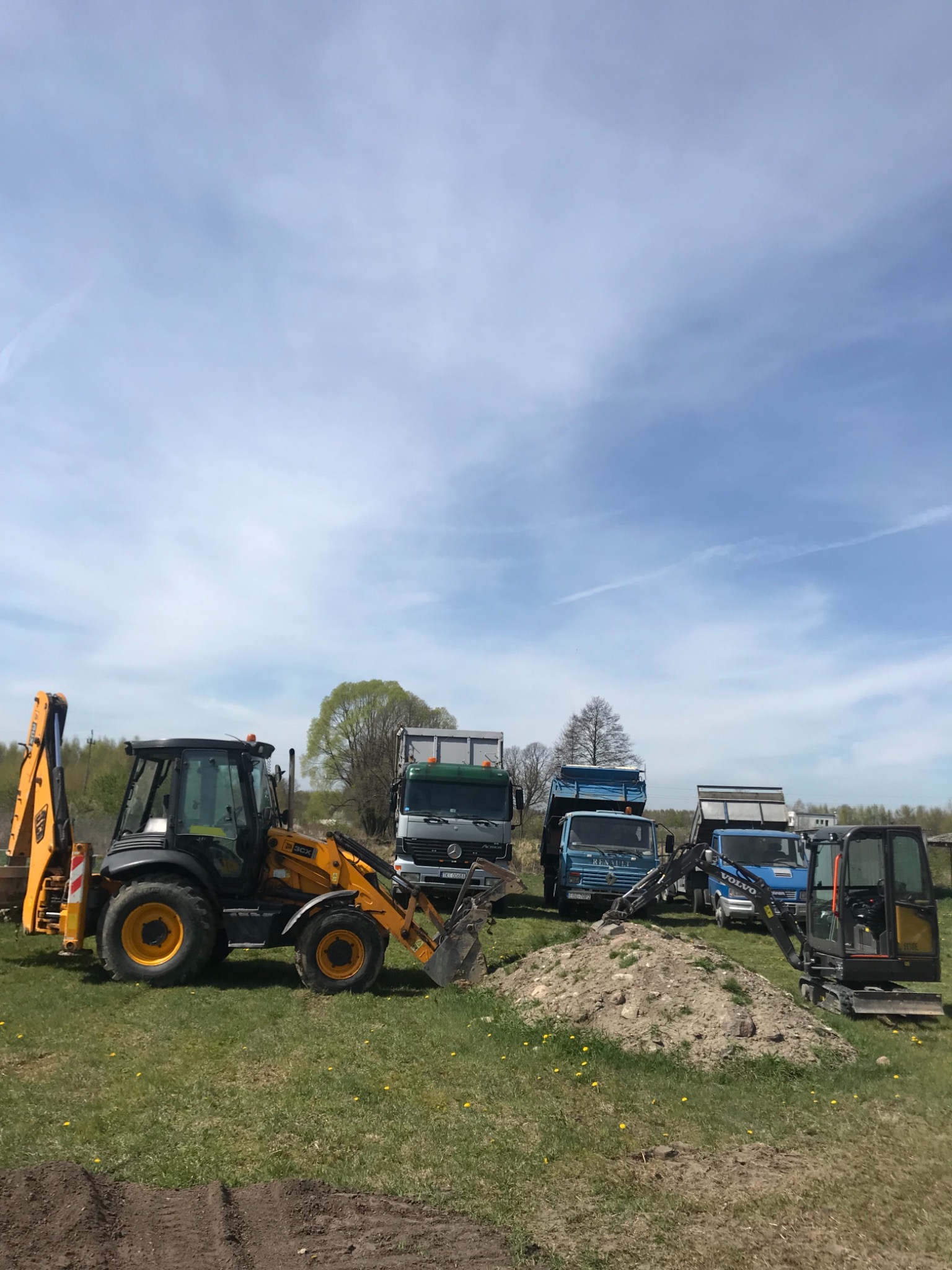 Usługi transportowe piach ziemia przesiana piech plukany gruz