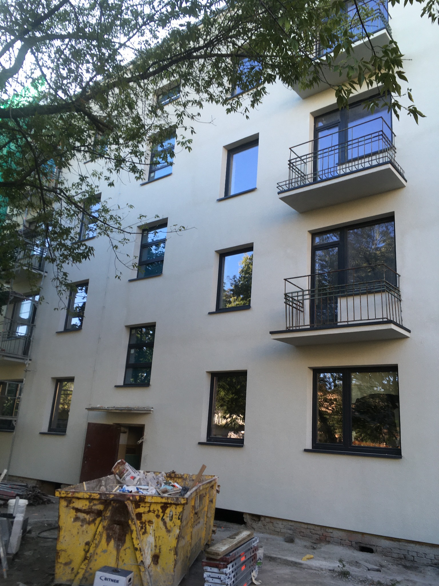 wykonanie elewacji z ociepleniem wełną