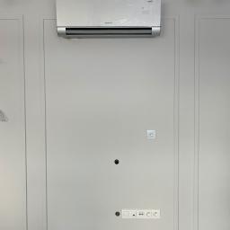 Montaż klimatyzatora Rotenso Versu Silver 3,5kW w wykańczanym mieszkaniu 