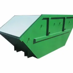 Pusty, zielony kontener stalowy z białym wnętrzem, ustawiony na białym tle, widoczne uchwyty i wzmocnienia konstrukcji.