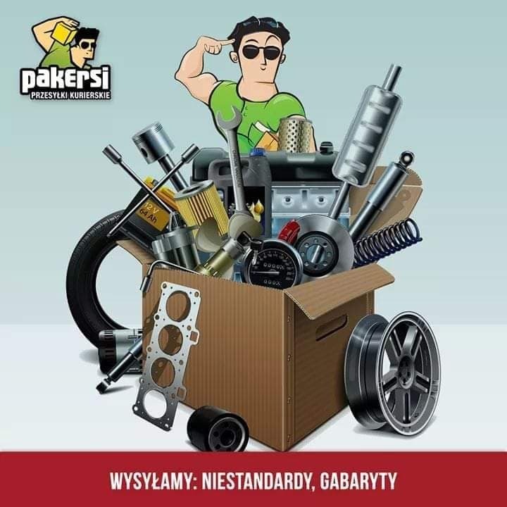 Ilustracja przedstawiająca karton wypełniony różnymi częściami samochodowymi, w tle postać z logo firmy kurierskiej 'Pakersi', sugerująca wysyłkę niestandardowych gabarytów.
