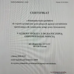 Skan certyfikatu rejestracji agencji zatrudnienia VALDENS Spółka z Ograniczoną Odpowiedzialnością, wydanego przez Marszałka Województwa Wielkopolskiego w Poznaniu, datowany na 23 października 2020.