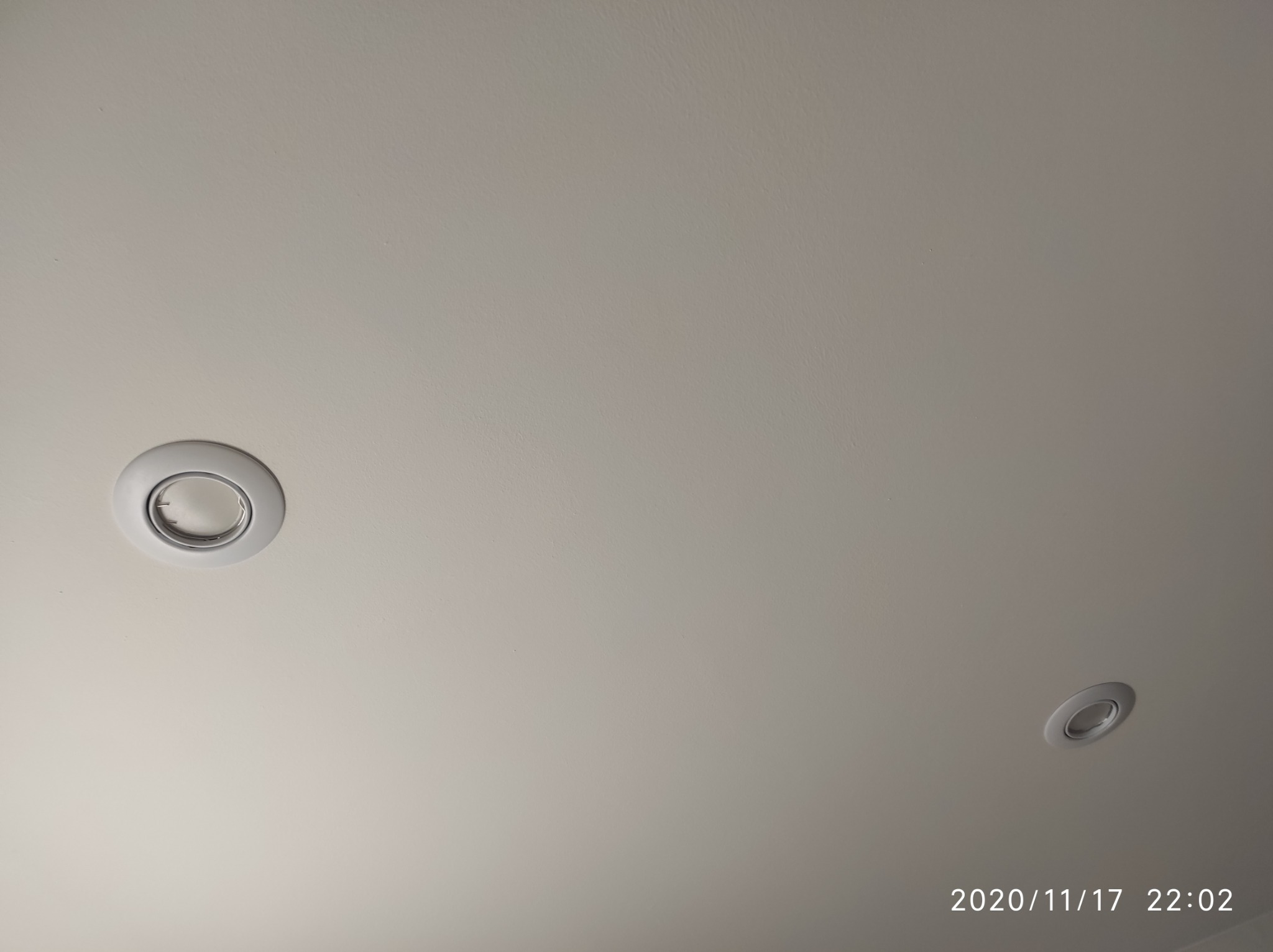 Montaż opraw oświetleniowych