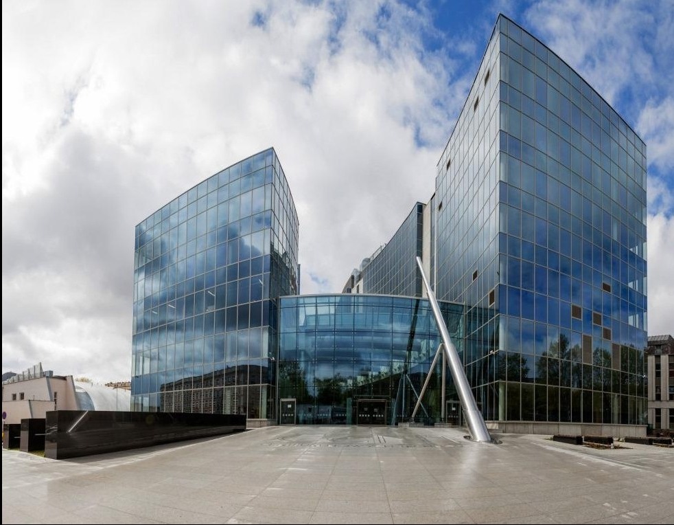 Centrum Nowych Technologii Uniwersytetu Warszawskiego (CeNT II)