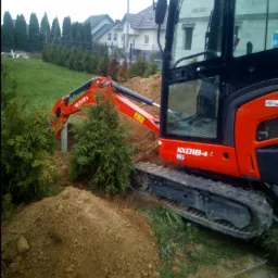 Dzień dobry oferujemy wszelkie roboty ziemne Kanalizacje Szamba Niwelacja terenu Wod-kan