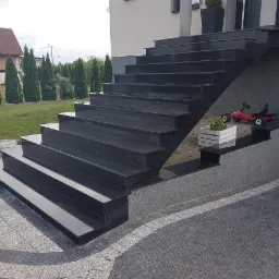 Granitowej schody
