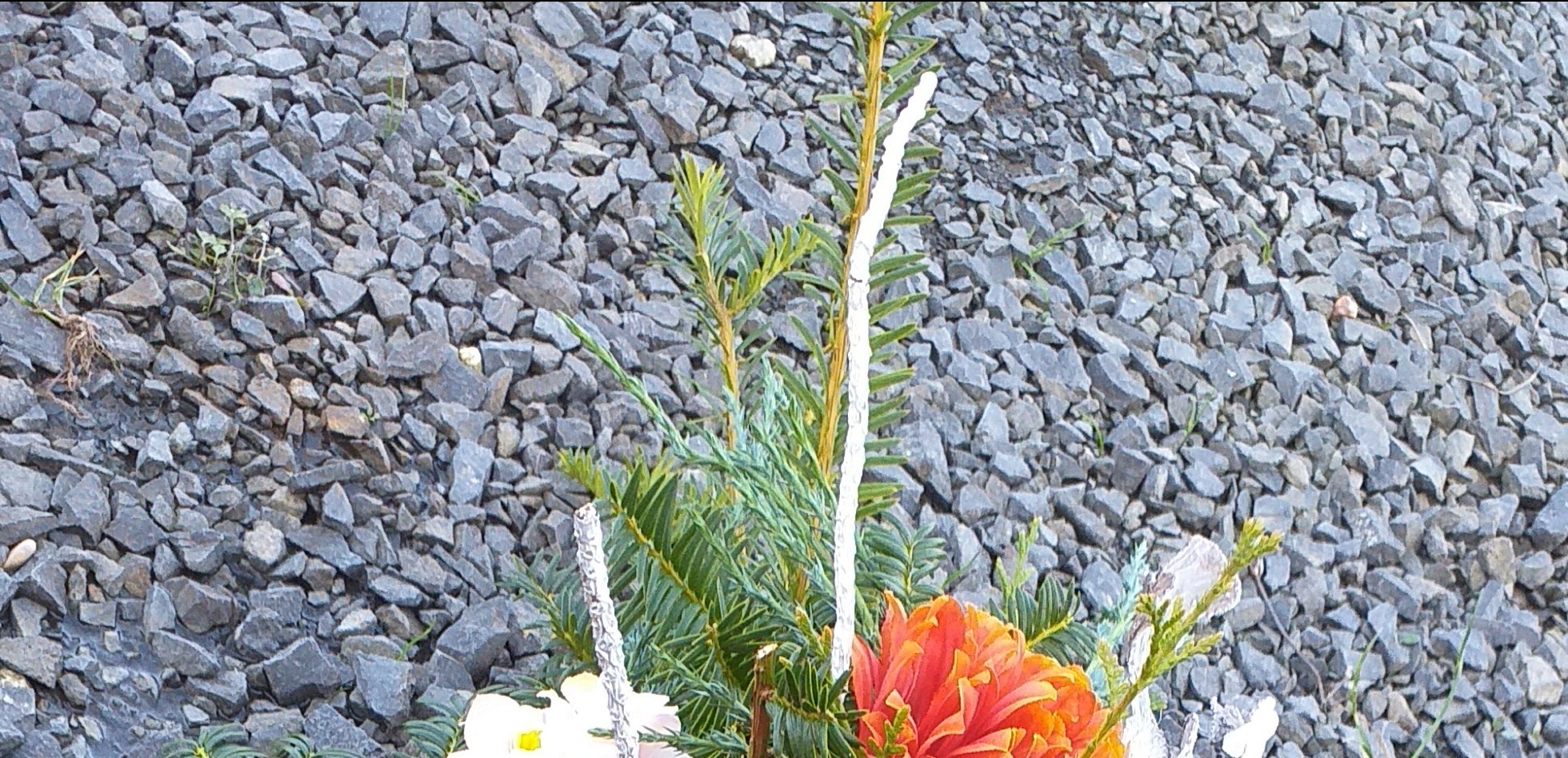 Stroiki okolicznościowe, zapalanie zniczy itp