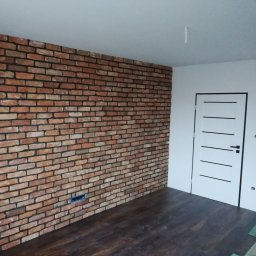 Kuźma Spec-Tech - Sufit Napinany w Salonie Poznań