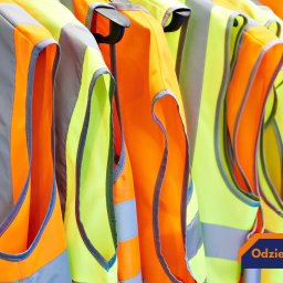 Ogromny wybór odzieży ostrzegawczej spełniającej najwyższe wymogi.