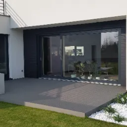 EKODREWNO - dostawa materiałów i montaż deski tarasowej kompozytowej firmy KOVALEX, kolor GRAU [72216].