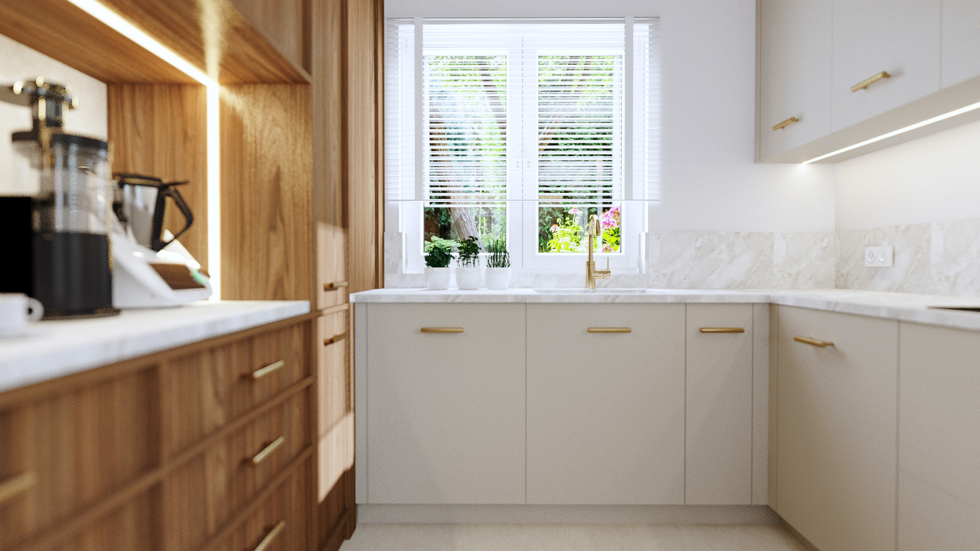 Jasna kuchnia w stylu skandynawskim z drewnianymi akcentami, złotymi uchwytami i marmurowym blatem. Widok na okno z roletami i roślinami doniczkowymi.