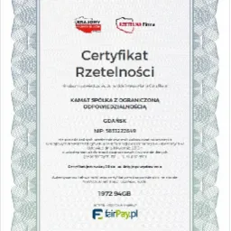 Skan certyfikatu rzetelności dla firmy KAMAT Spółka z Ograniczoną Odpowiedzialnością z Gdańska, wydany we Wrocławiu 25 listopada 2020 roku, z logo Krajowego Rejestru Długów i Rzetelna Firma...