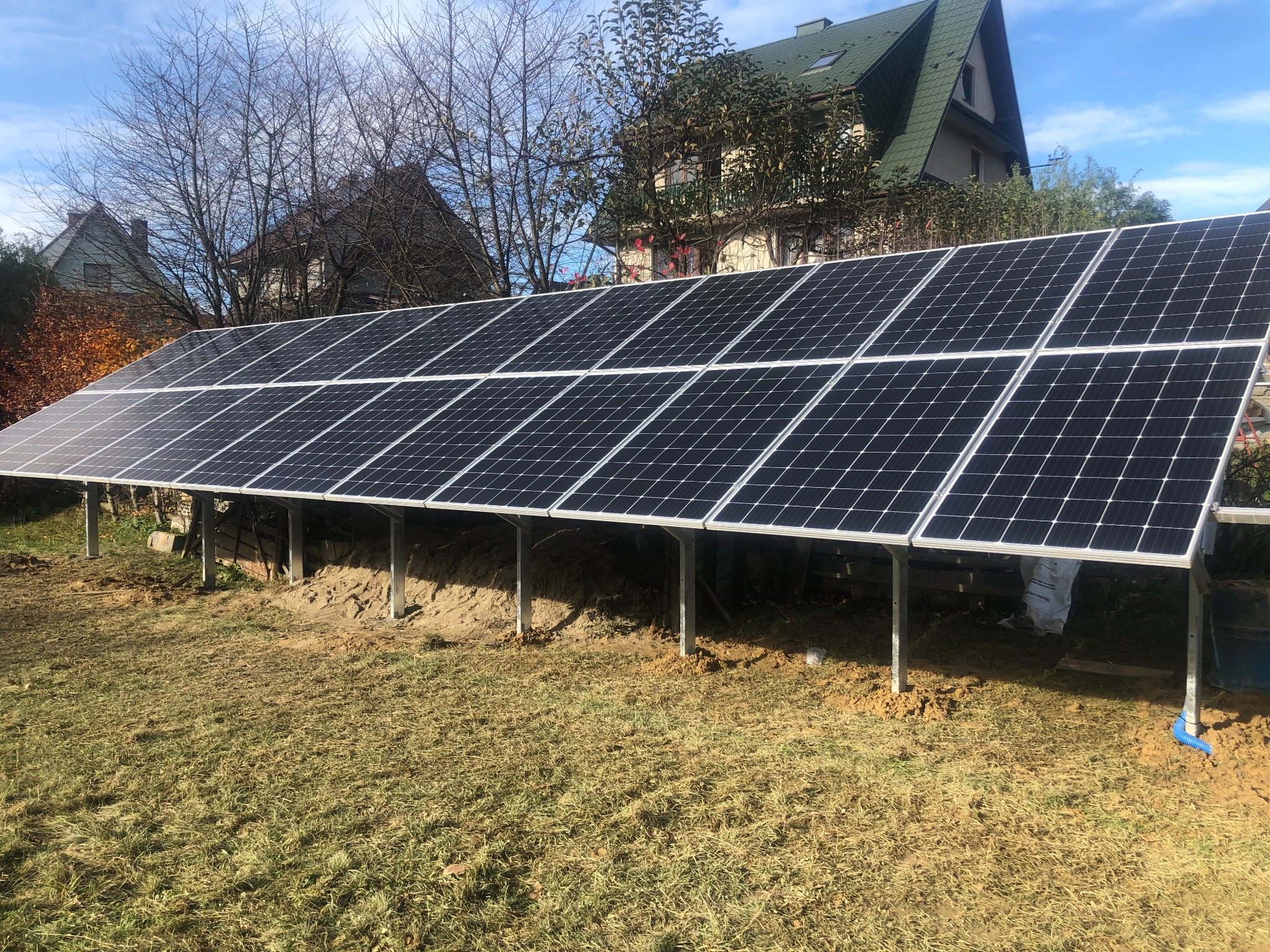 Instalacja fotowoltaiczna 7,5 kW na gruncie z wykorzystaniem BEZSERWISOWYCH POLSKICH paneli.