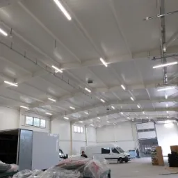Instalacja elektryczna + montaż tras kablowych i oświetlenia na hali wysokiego składowania