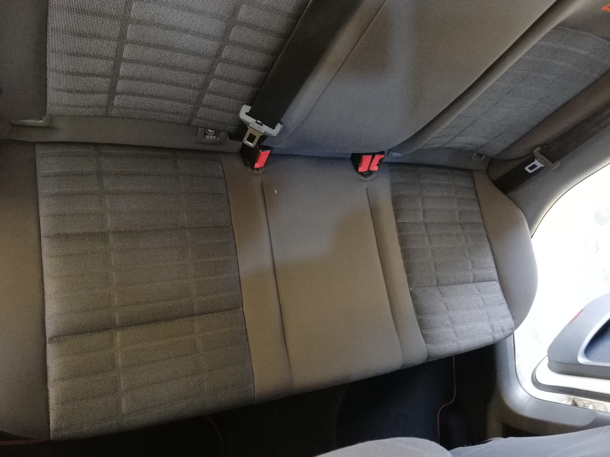 Kanapa samochodowa po praniu