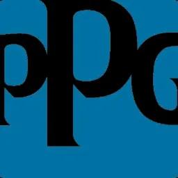 Czarne litery PPG na niebieskim tle, logo firmy.