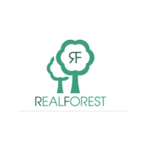 Logo firmy RealForest przedstawiające dwa stylizowane drzewa w odcieniach zieleni, z inicjałami 'RF' w większym drzewie.