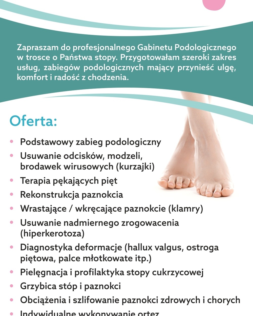 Grafika reklamowa gabinetu podologicznego z ofertą zabiegów na stopy i paznokcie, w tle zbliżenie na stopy.