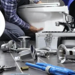 naprawa usterek, montaż armatury , kabin i brodzików