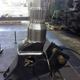 wymiana uzębień dźwigów hds