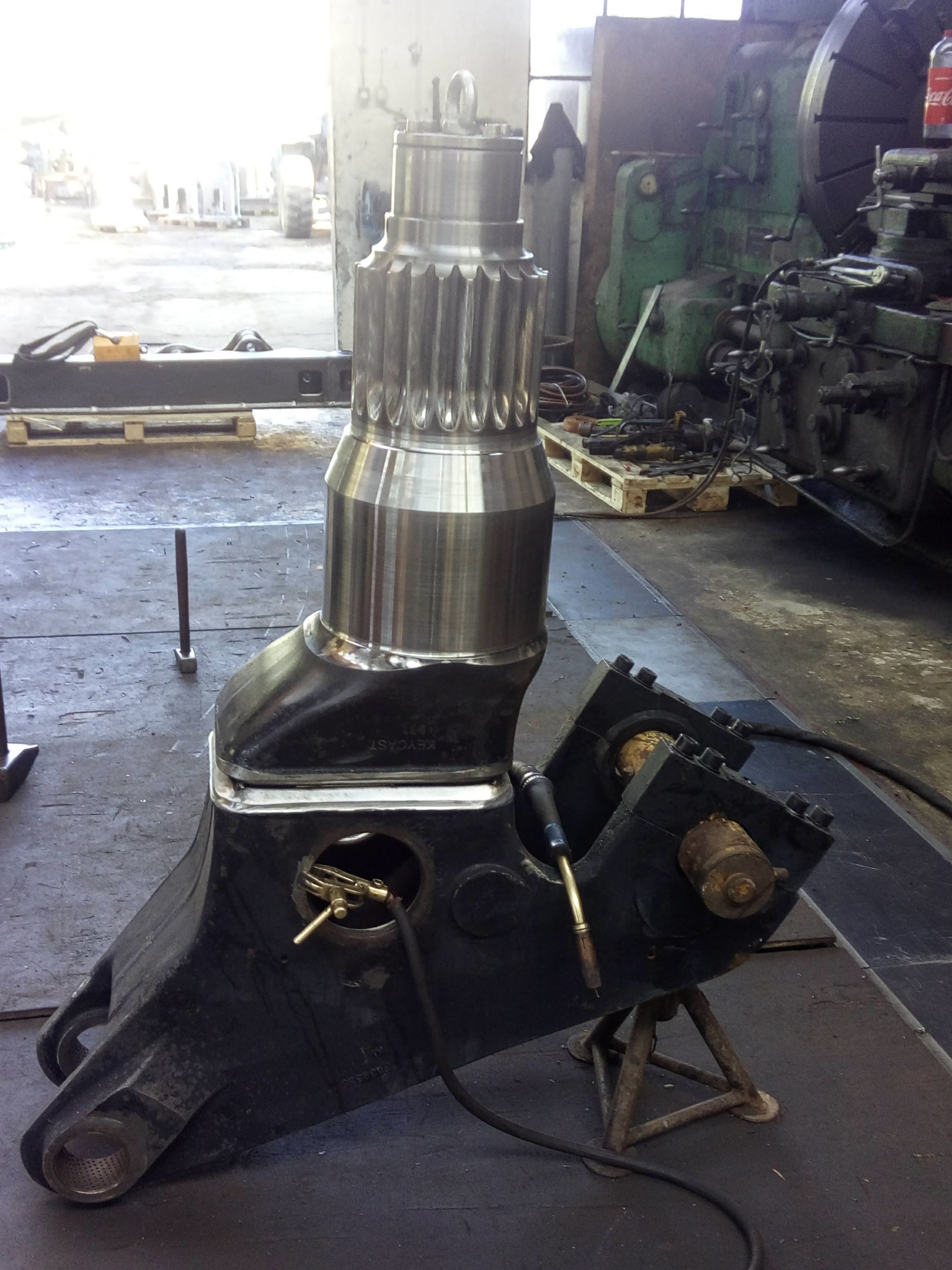 wymiana uzębień dźwigów hds