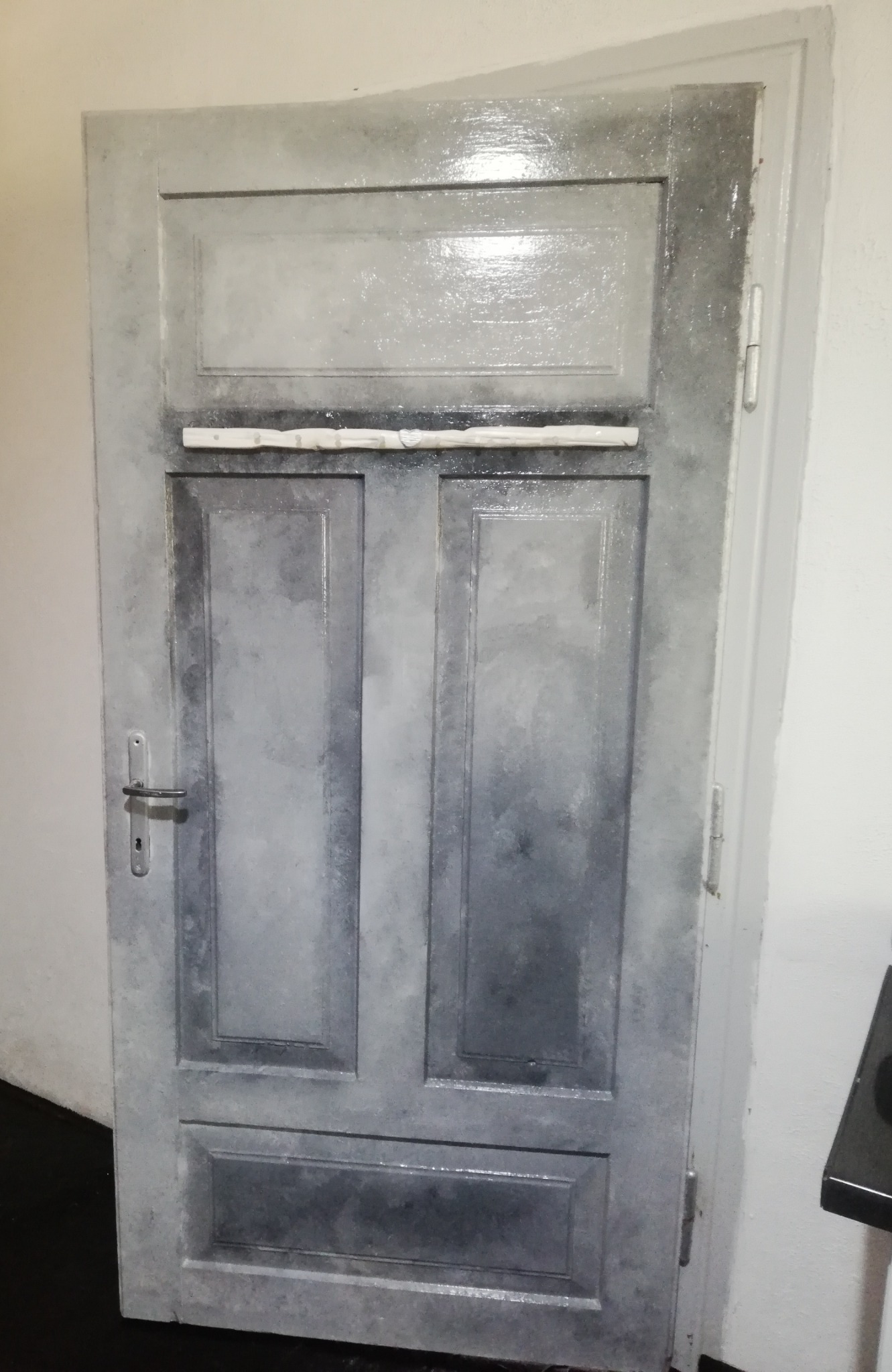 Stare drzwi po metamorfozie