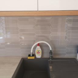 Budduj.pl - glazura heksowa jodła w kuchni