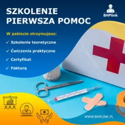 Grafika reklamowa: torba ratunkowa, bandaż, nożyczki, termometr i plasterki na niebieskim tle, informująca o ofercie szkolenia z pierwszej pomocy, obejmującego teorię, ćwiczenia, certyfikat i fakturę.