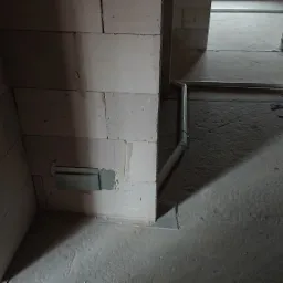 Odkurzacz centralny - szufelka w ścianie