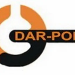 Logo firmy DAR-POL z pomarańczowym okręgiem i czarnym napisem na białym tle.