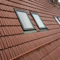 Sprzedaż i montaż okien dachowych Fakro